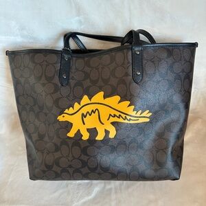 NWT!RARE! Coach F78255 Signature Reversible City Tote With Yellow Dinosaur Brown